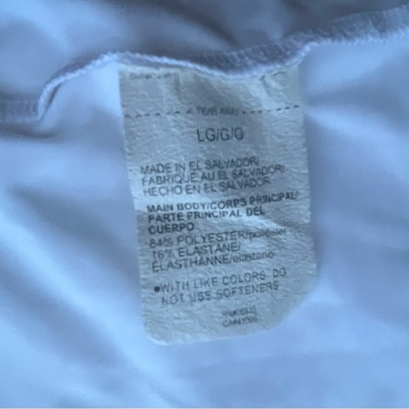 UNDER ARMOUR TACTICAL WHITE VNECK COMPRESSION SHIRT W/ SHORT SLEEVES - Picture 8 of 9